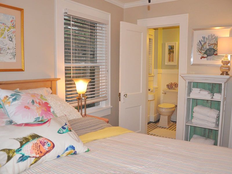 Gene’s Carriage Loft West St Pete Rental