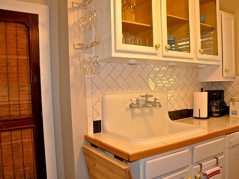 Gene’s Carriage Loft West St Pete Rental