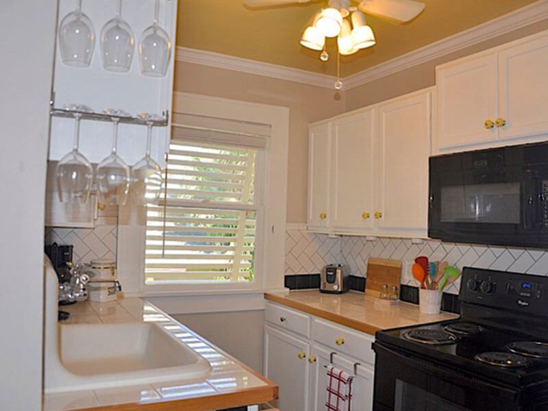 Gene’s Carriage Loft West St Pete Rental