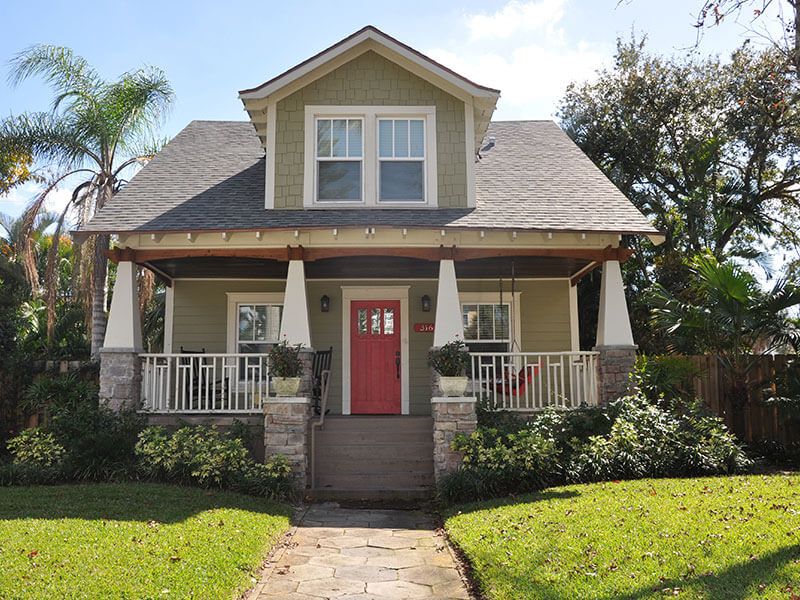 Gene s Carriage House Porch Swing Boutique Home Rentals